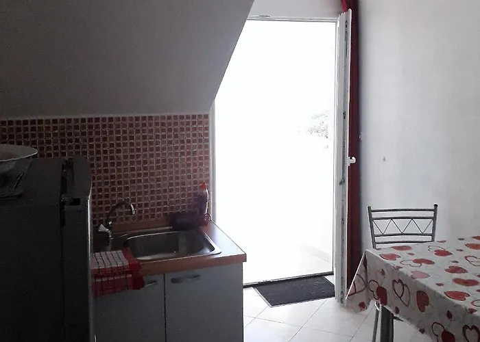 Taja Apartment *