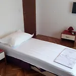 Taja *